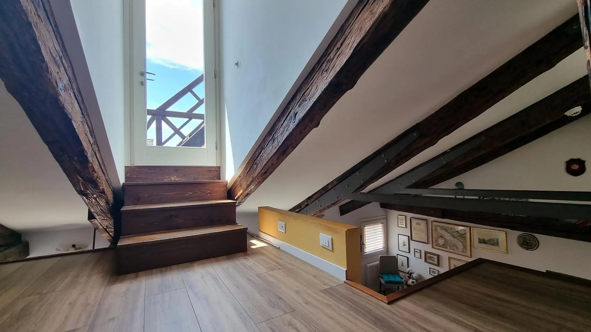 Biennale Terrace Apartment Venice